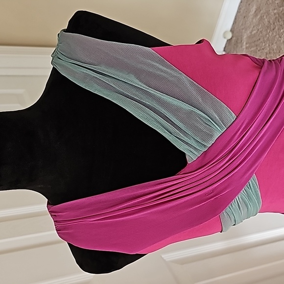 Lush Color Block Dress - Picture 2 of 6